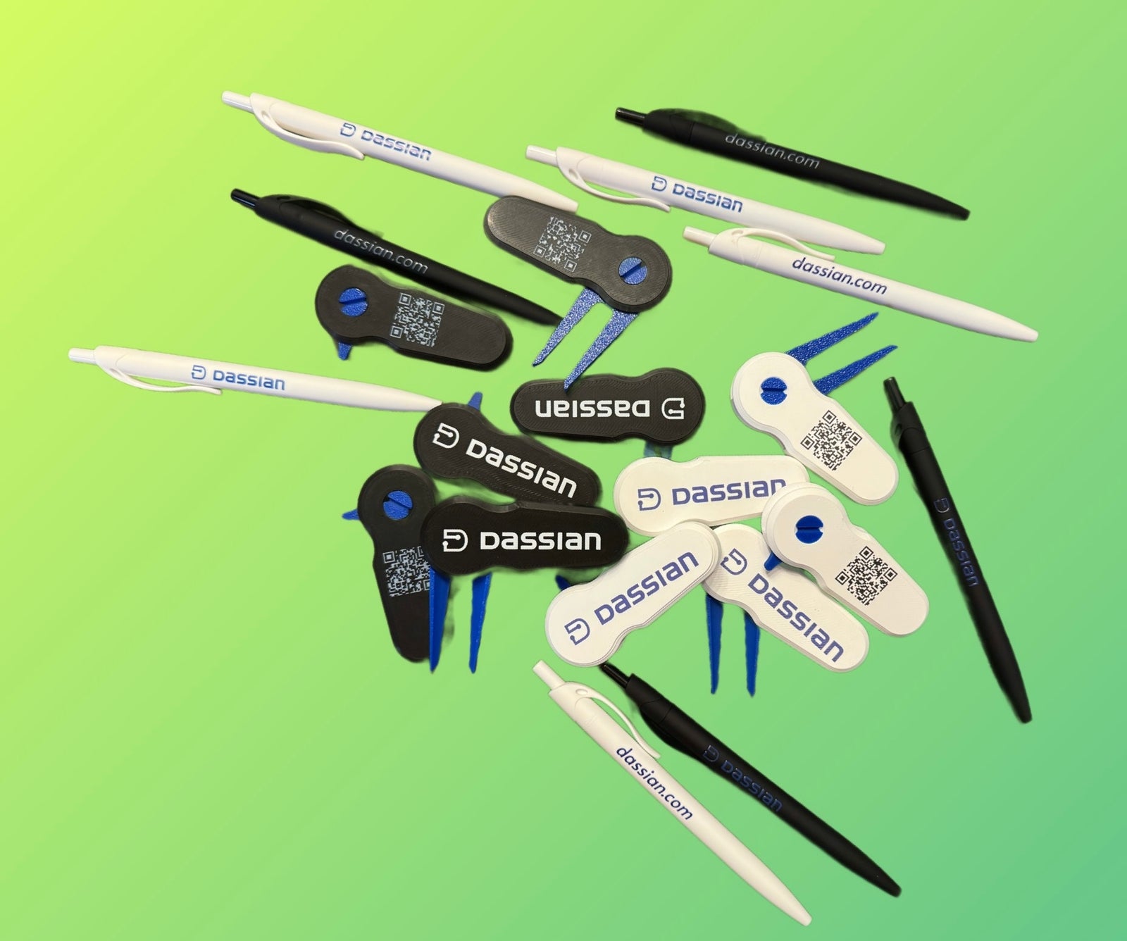 Some 3d printed golf tools and ink pens for give aways.